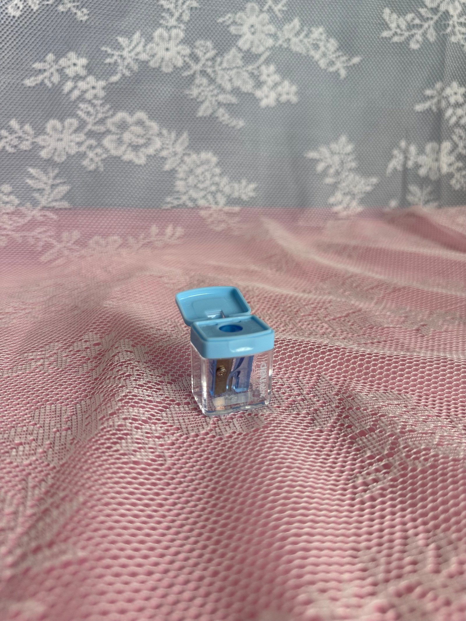 قەڵەم دادەر