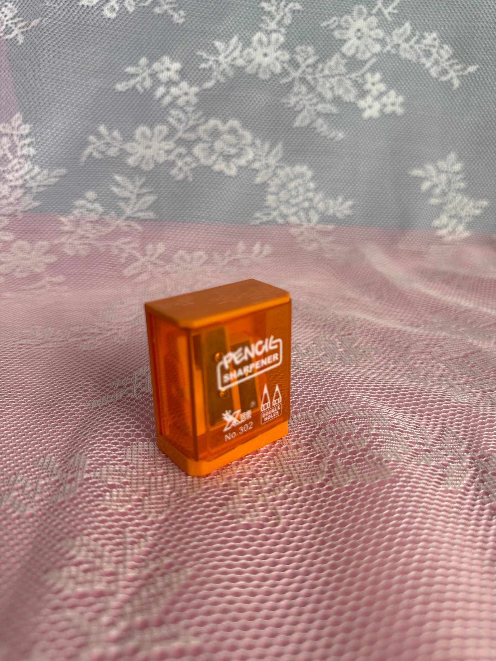 قەڵەم دادەر